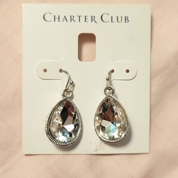 Charter Club NWT Silvertone Chrystal Dangle Earrings - Picture 2 of 5